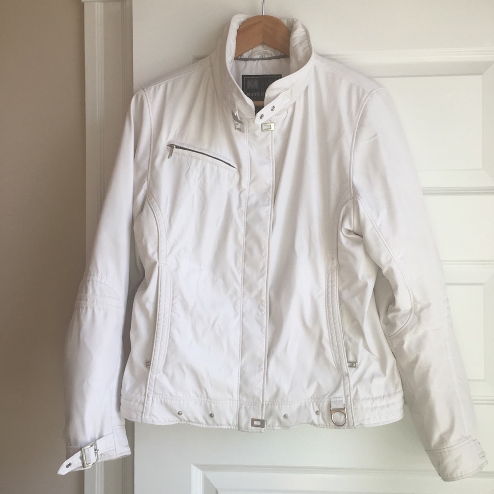 Metropolis White winter bomber